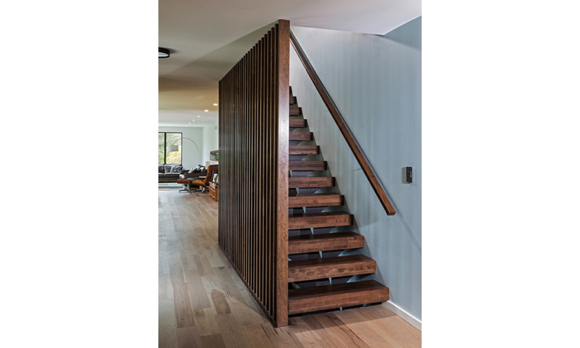Foxlin-FoxPoint-FullRemodelAddition-Stairs-820x492.jpg