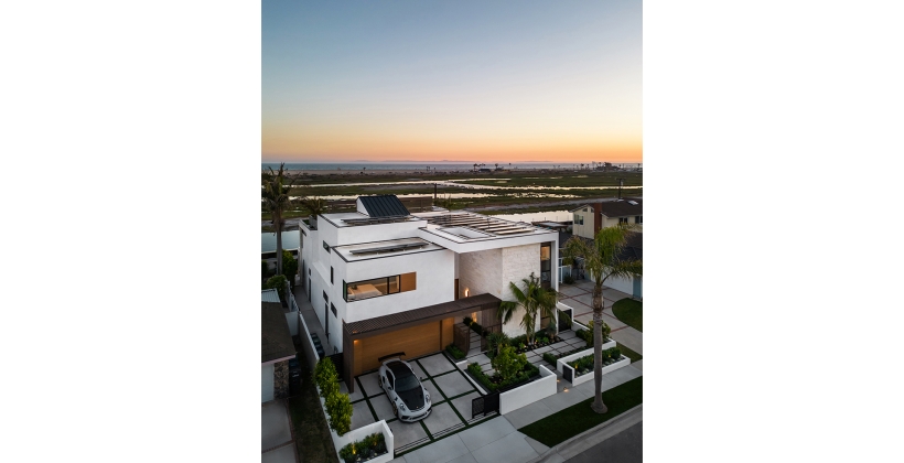 Foxlin-Architects_Huntington-Beach_Christine_New-Construction_House-Aeriel-820x420.jpg