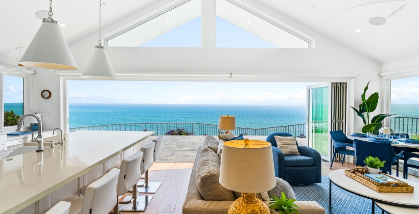 Foxlin-Architects_San-Clemente_Colony-Cove_Renovation_House-Living-Room-820x420.jpg